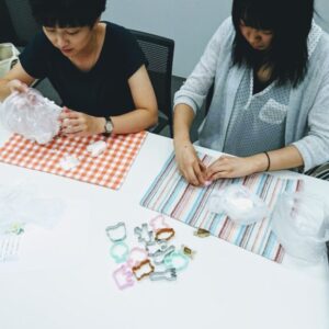 20代 女性 香りと心の関係性について、ご自身の経験に基づいたとても説得力のあるお話をしてくださいます。 常に新しい知識を探し求める姿勢や気になったことはとことん追究していくスタンスは自分も見習わなくてはといつも感じています。